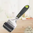 Cooking Kitchen Bread Dockers Noodles Maker Noodle Lattice Roller Dough Cutter