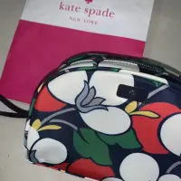 在飛比找蝦皮購物優惠-紐約購入 Kate Spade 尼龍化妝包 特殊花色