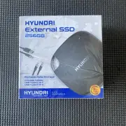 Hyundai HTESD250PB 256GB External Solid State Drive (Midnight Black)