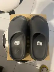 ADIDAS YEEZY SLIDE
