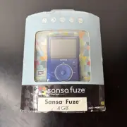 SanDisk Sansa Fuze (4GB) Digital Media Player - MP3, Video, Digital FM - Sealed