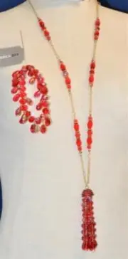 NWT Liz Claiborne Red Faceted Bead Tassel Set 32" Necklace Elastic Bracelet