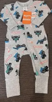 Bonds Hot Wheels Cars Grey Long Sleeve Zip Wondersuit Size 00 - BNWT