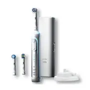 Oral-B Genius 8000 Electric Toothbrush with 3 Replacement Brush Head Refills & Travel Case