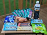 MEDIUM SNACK BOX - Czech Slovak milk chocolate wafers drink and candy - 20 pcs