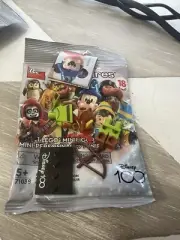 LEGO Disney 100 Robinhood Minifigure