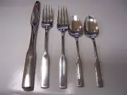 Modern Antique (Stainless) by ONEIDA SILVER 2 Forks, Knife & 2 Teaspoons