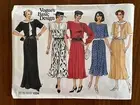 1534 Vogue's Basic Design Pattern Size 8 10 12 Uncut NEW