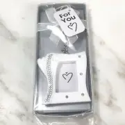 Wedding Bridal Favor Gift Photo Frame Keychain White Hearts Sparkle Bling New