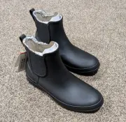 BOGS Amanda II Chelsea Women's Size 10 Black Boots