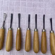 7-Piece Wood Carving Hand Chisel Tool Set Professional Woodworking Gouges