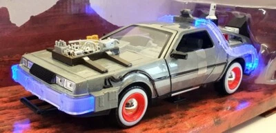 Jada 1/24 Scale Model Car 32166 - DeLorean Back To The Future III