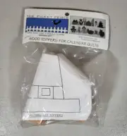The Picket Fence Wood Topper For Calendar Quilts - Pilgrim Hat