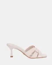 VIVIANNE CREAM PATENT Mules