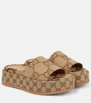[Gucci] Gucci GG Maxi canvas platform slides AU 7.5 beige