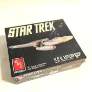 Star Trek U.S.S. Enterprise Model Kit, SEALED!!