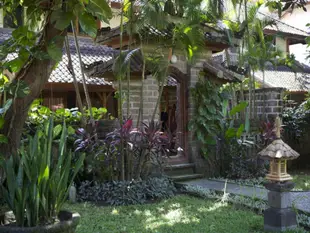 峇里島烏恩斯飯店Un's Hotel - Bali