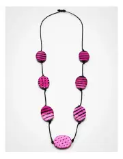 [Taking Shape] Metallic Oval Necklace in Pink