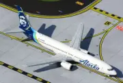 GeminiJets Alaska Airlines For Boeing 737-900 N303AS 1/400 plane Pre-built Model