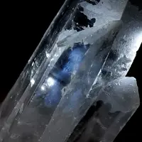在飛比找蝦皮購物優惠-．艾莉希亞寶石水晶．內蒙白水晶簇 帶藍針白水晶 內蒙大水晶柱