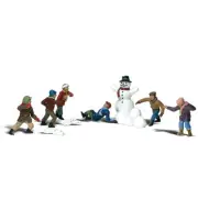 Woodland Scenics A2183 N-Scale Snowball Fight, 6 Kids w/ Small & Large Snowballs