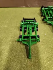 1/64 Custom ERTL JOHN DEERE 14' 2660 VT disk. Farm Toy