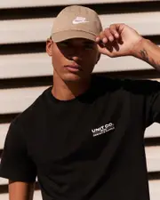 [Nike] Nike Men's Futura Wash Club Cap in Khaki/White Size Medium/Large M/L Khaki/White