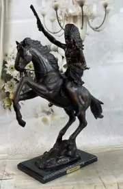 Hot Cast Bronze Cheyenne War Chief Bronze Indian sculpture Tribute Remington Art