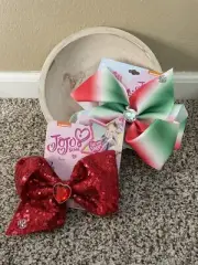 Jojo Siwa Christmas Holiday Big Hair Bows 2 NWT