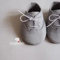 在飛比找蝦皮購物優惠-Tinysoles Prewalker 灰色牛津鞋