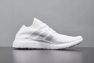 Adidas Swift Run PK CQ2892 全白 輕便休閑輕跑鞋