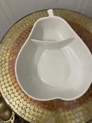 White Speckled Pear, Chip, And Dip Dish ￼P1