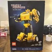 LEGO (10338) Icons Transformers Bumblebee Building Set (New & Sealed) 950 PCS