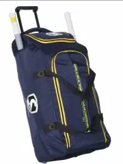 SG Extrempak Plus Cricket Kit Bag - Wheelie - Medium