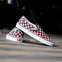 在飛比找蝦皮購物優惠-Vans Slip On Classic Crew 棋盤格紅