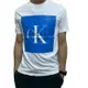 Calvin-Klein-經典印刷CK文字圖案短袖T恤-白色
