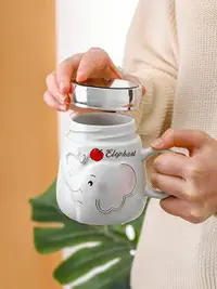 在飛比找樂天市場購物網優惠-馬克陶瓷杯萌系鏡面卡通少女家用帶蓋可愛大容量喝水早餐牛奶杯子