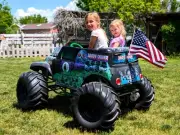 USA or Jolly Roger Pirate Flag and Mount 24v For Ride on Grave Digger