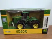 1/32 Ertl Farm Toy John Deere 9560R Tractor Prestige Collection