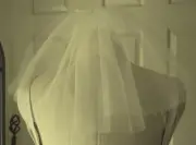 CREAM CRYSTAL TULLE BLUSHER BRIDAL VEIL, 27cm ABOVE SHOULDER LENGTH, NEW, AUST