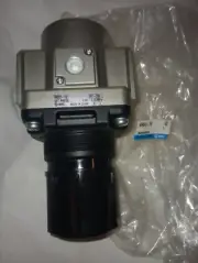 NEW GENUINE SMC AR50-10 REGULATOR, MODULAR