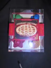 WILLIAMS-SONOMA DECORATIVE PIECRUST CUTTERS 4pc SET ~ DIAMOND STAR LEAF & CIRCLE
