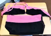 Partly done 2 piece swimsuit with vintage pattern