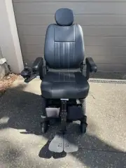 Quickie Q300M Mid Wheel Powerchair