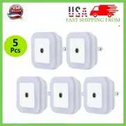 5 Pcs Plug-in LED Night Light Lamp Dusk to Dawn Sensor Hallway Kitchen Bathroom