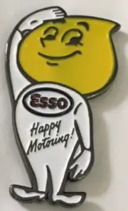 Esso oil drop man lapel/hat pin badge D040101