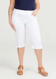 [Taking Shape] Taking Shape Editorial Essential Short Size 14 in White, Cotton - Plus Size Women's Bottoms White