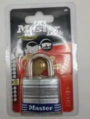 Master Lock 3D Padlock With Key NEW