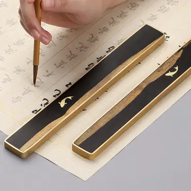 秦蔵「塗金銅書鎮 鶏頭紐印台」 秦蔵「塗金銅書鎮 鶏頭紐印台」 秦蔵六