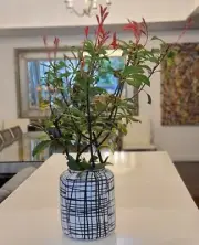 Handpainted-Graphic black&white pattern container/ Vase (70% OFF)